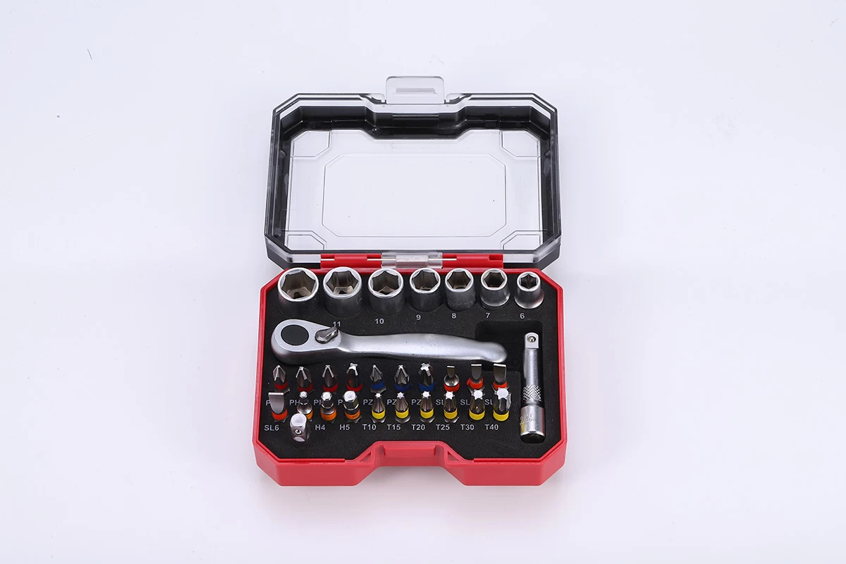 30pc  Ratchet&Screwdriver bits set 