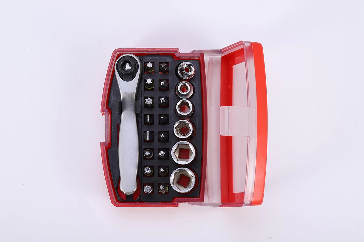 24pc  socket& Ratchet  Bit Set